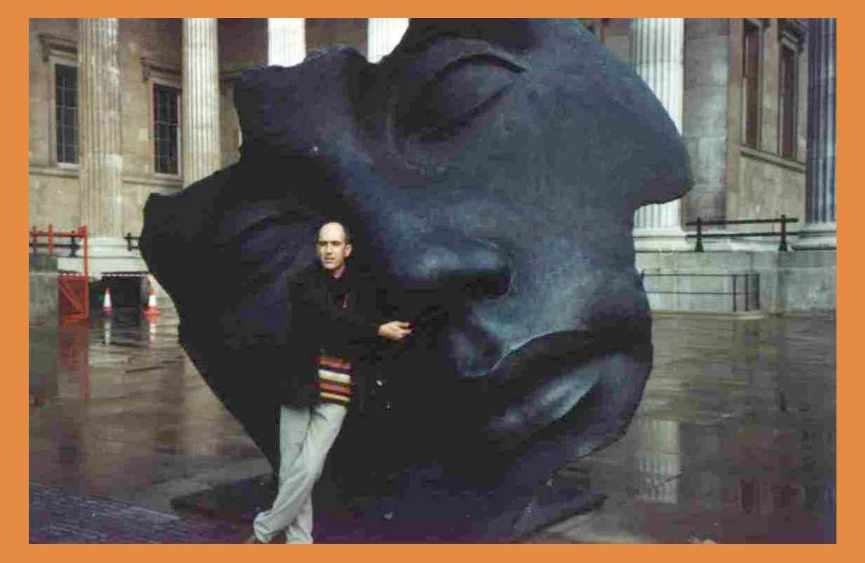 En la puerta del British Museum